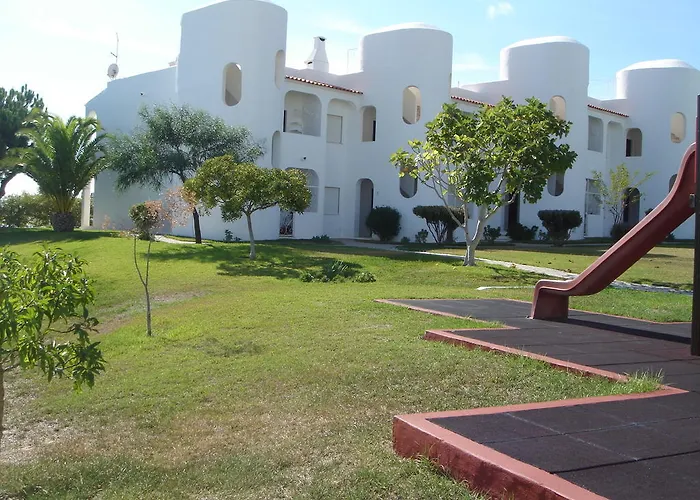 Quinta Do Torrejao Armacao de Pera